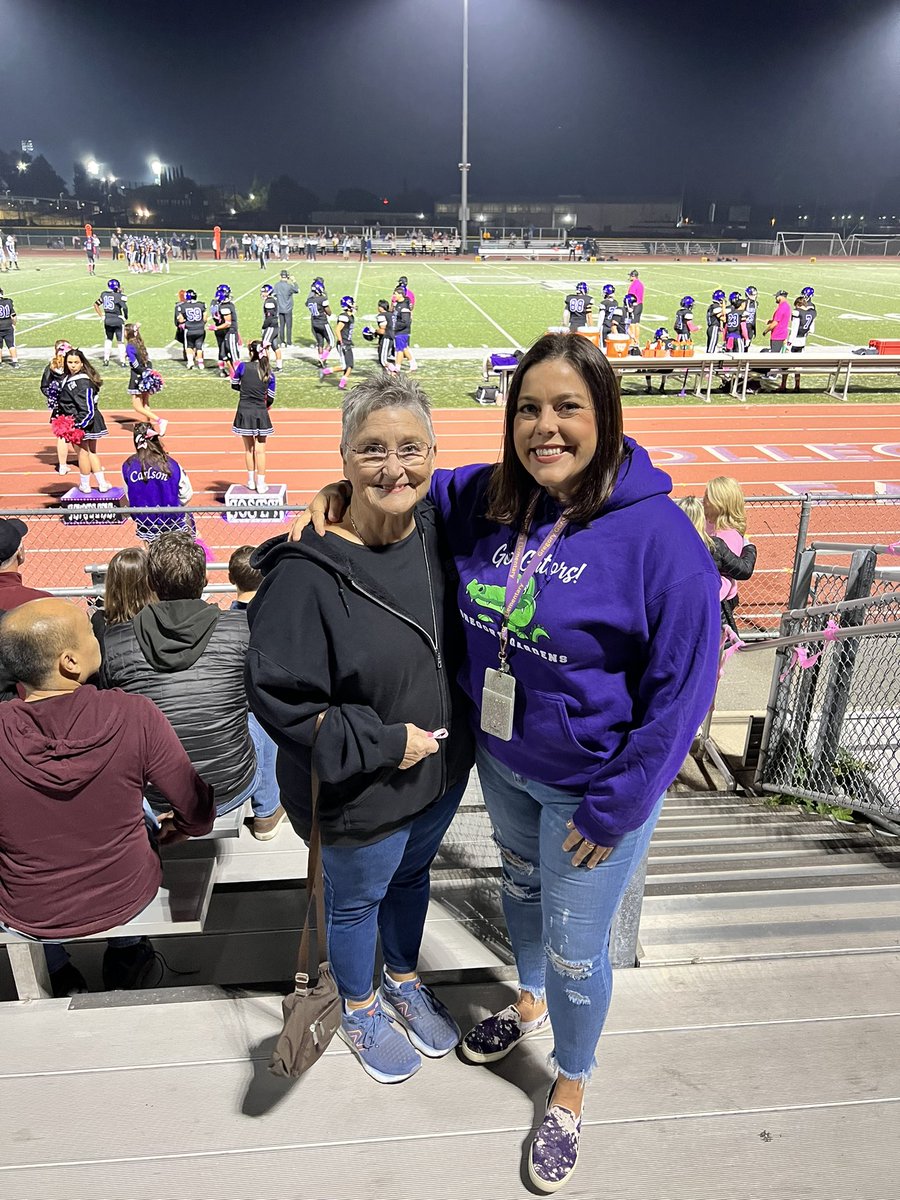 MsKoontzMDUSD's tweet photo. You’ve heard it before! Family nights are my favorite nights!!!! Thank you @CPHSfalcons for celebrating these #localstars it was so fun to cheer them on for all their hard work at school! 💜🐊 https://t.co/Jgt2PiAemv