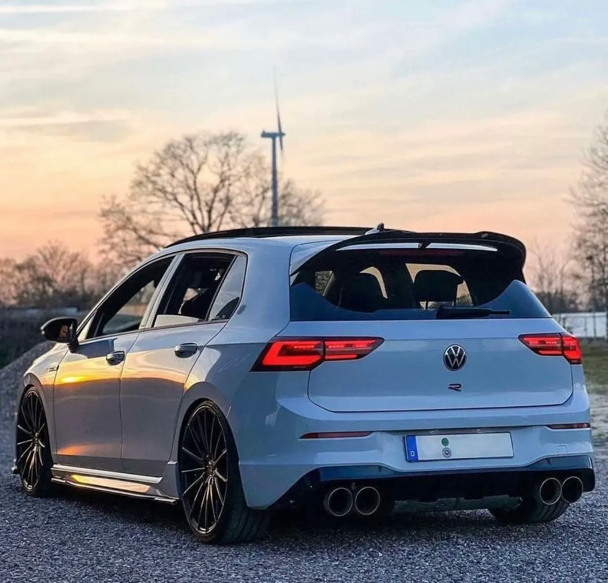 ShineGraffix's tweet photo. Nice Mk8 #golfr #gti #vw #mk7 #wheel #stance #euro #vwvortex #decals https://t.co/pt3JsNCY6s https://t.co/qGVXEkN4tz