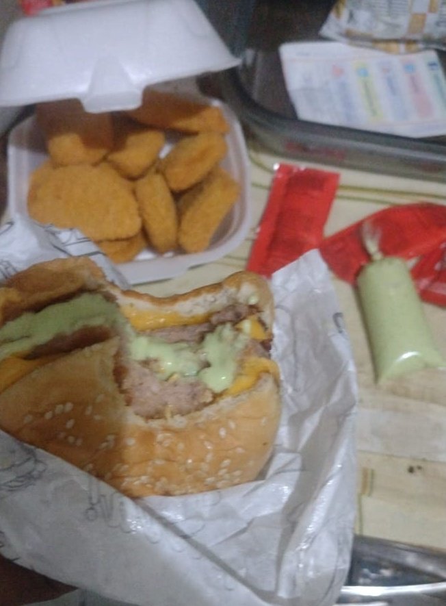 CabecaTrevo's tweet photo. Forte fome 😋😋 https://t.co/YozmqZMGDx