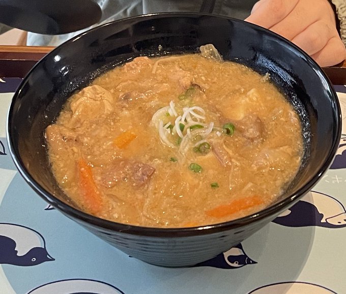 古町のぺんぎん商店で食べてきた‼︎‼︎
林檎みそキャラメル🍎美味 