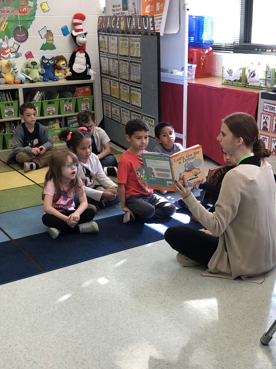 KindFirst108's tweet photo. We had a special visitor in class today. Ms. Brooke(aka Mrs.Patsch’s daughter  and a future SPED teacher) came to help out. What a fun day!@115bgs https://t.co/7jTc8HbFc5