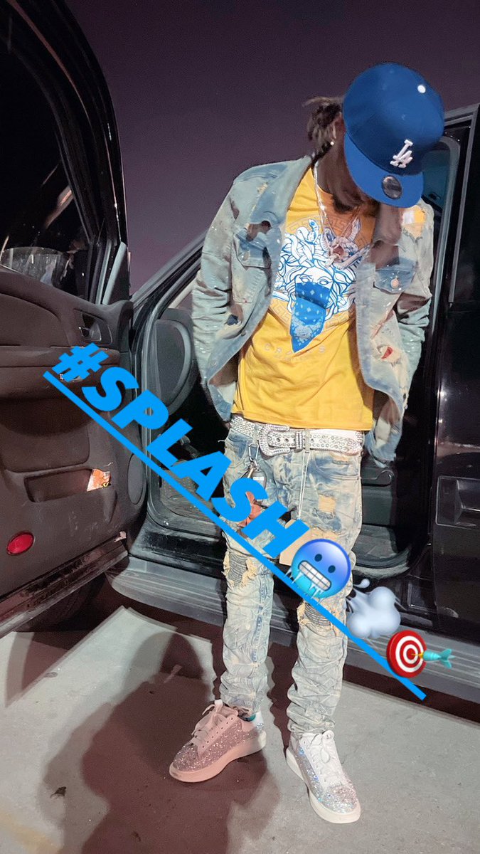 Dat_Boy_There_'s tweet image. 💎