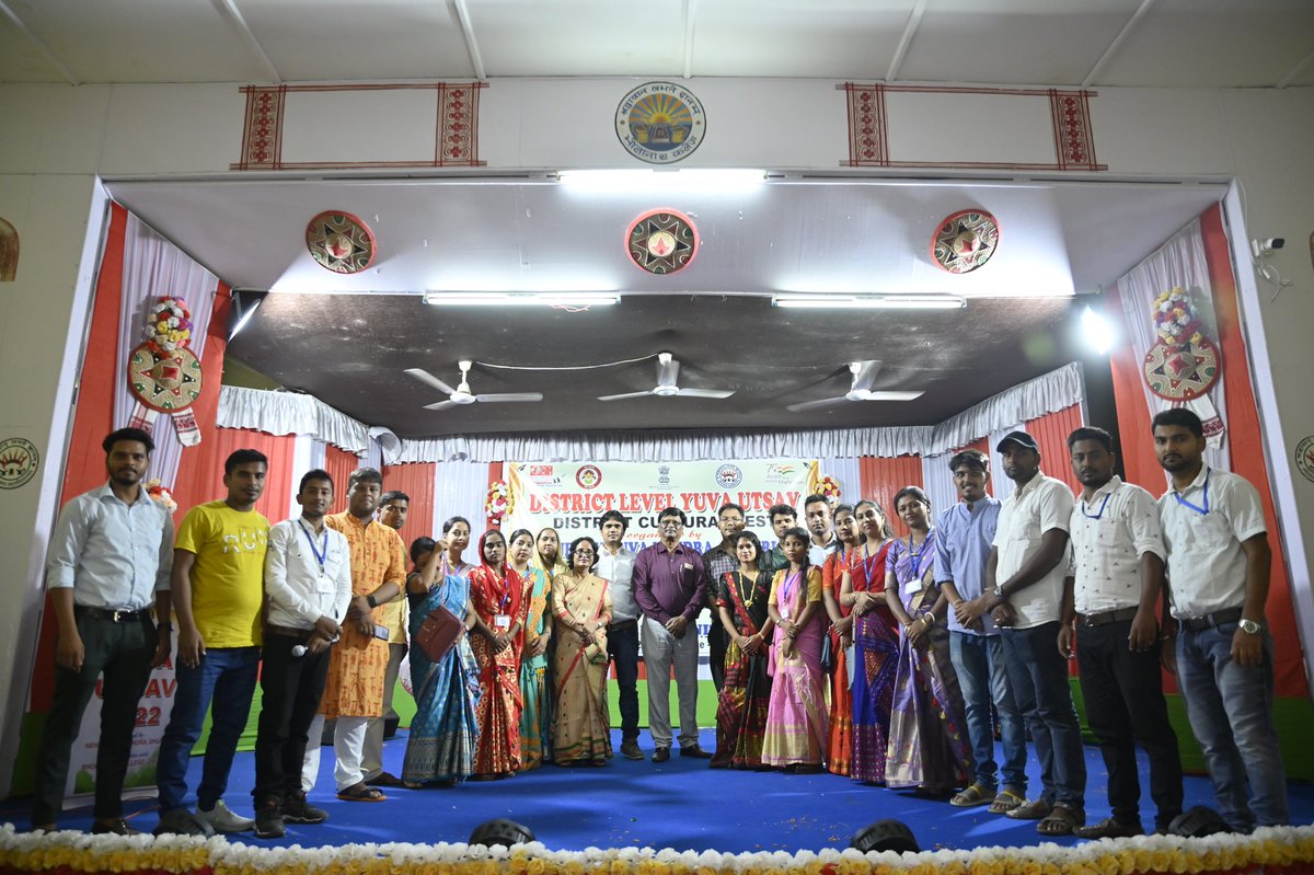 NDhubri's tweet photo. District Yuva Utsav 2022 was successfully organized by @NDhubri &amp; in Collaboration with https://t.co/5Bo9FrZf2a Dhubri where participants participated in 6 competitive categories: Painting, Speech, Mobile Photography, Group Dance, Poem Writing, and Yuva Samvaad.
#NyksYuvaUstav https://t.co/hnkjoehdlw