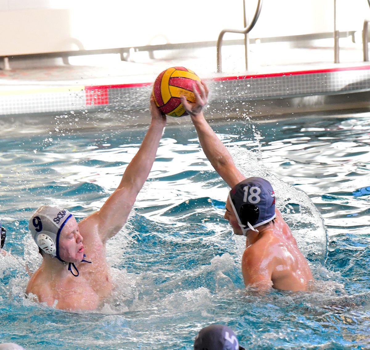 GeoffSportsPics's tweet photo. It was a battle in the @OhioWaterPolo boys south region championship with @MensAquaVikes winning 13-8 over @stxwaterpolo. Kudos to both teams as they make the state finals next week. More tomorrow on https://t.co/AsxrFscbxc. @VikeNation @stxsports @mlaughman @CinciWaterPolo https://t.co/BNE8SNgyOI