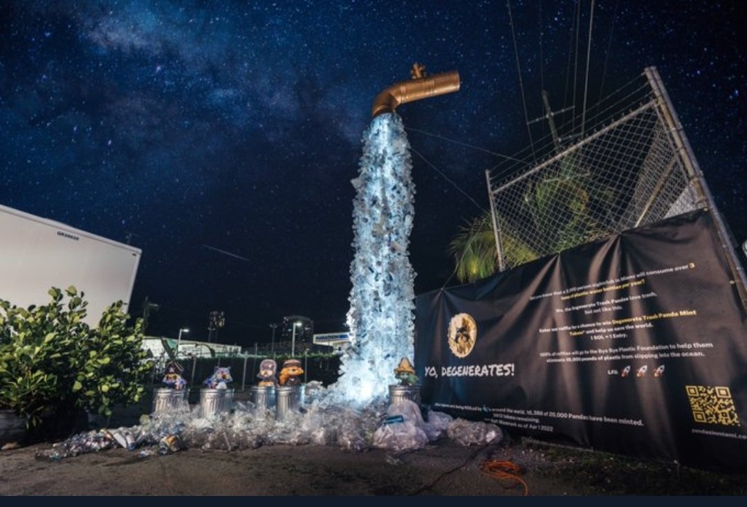 From plastic museum in Indonesia to #TurnOffThePlasticTap art by @thevonwong, #changemakers are inspiring beach cleanups, recycling & ending #plasticpollution ♻️
@TheOceanCleanup @CleanMiamiBeach @olgacavalli @PennovationWork @PlasticImpact @drsharwood @MOEPPMKD @ThePlasticWhale