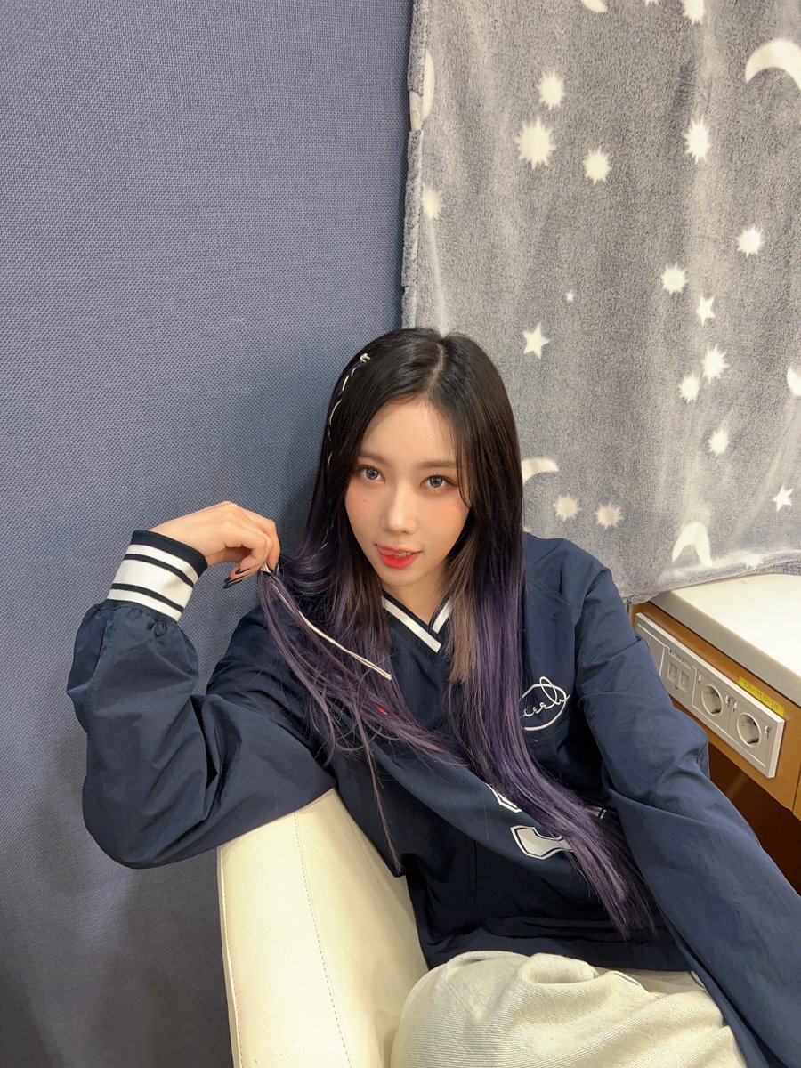 InsomniasBrasil's tweet photo. #DREAMCATCHER #드림캐쳐
#Dreamcatcher_VISION
#DreamcatcherComeback
#Apocalypse_FollowUs
#HANDONG #한동
(2/3) https://t.co/gRQwXim8Yy