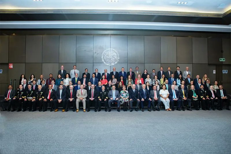 6 de agosto, se establece día del agente naviero

cargonewsmex.com/2022/10/21/6-d…

#agentenaviero #cargamaritima #logística #cadenadesuministro #transportemarítimo