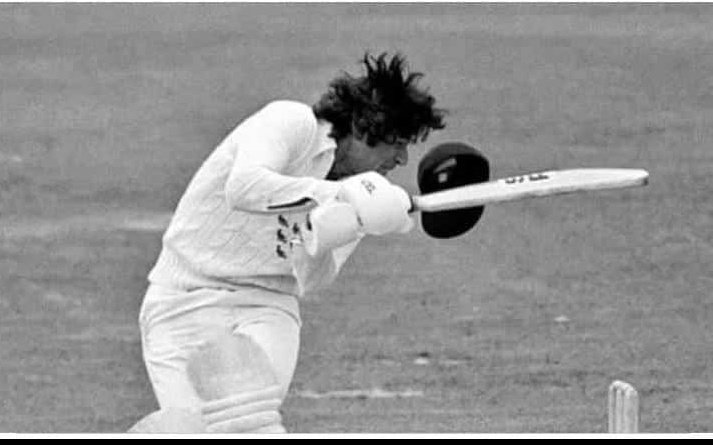 WaderaAfridi's tweet photo. #Clean_bowled
#گھڑی_چور_کو_گرفتار_کرو https://t.co/8gnQpGPEdW