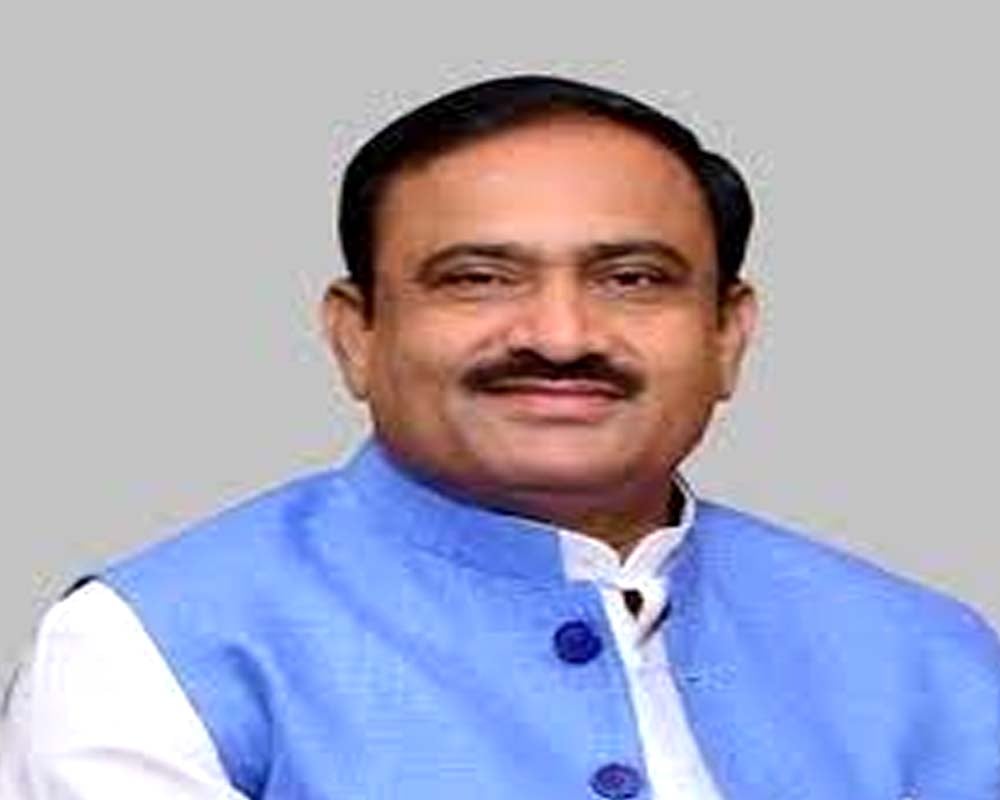 IND24MEDIA's tweet photo. छोटे दुकानदारों को मिला दीवाली का तोहफा, बाजारों में दुकान लगाने वालों को इस तारीख तक नहीं देना पड़ेगा कोई शल्क https://t.co/rUd63TVYC6 
#Smallshopkeepers #gift #Diwali #markets #mpnews #ind24 https://t.co/ZILwrBLhzt