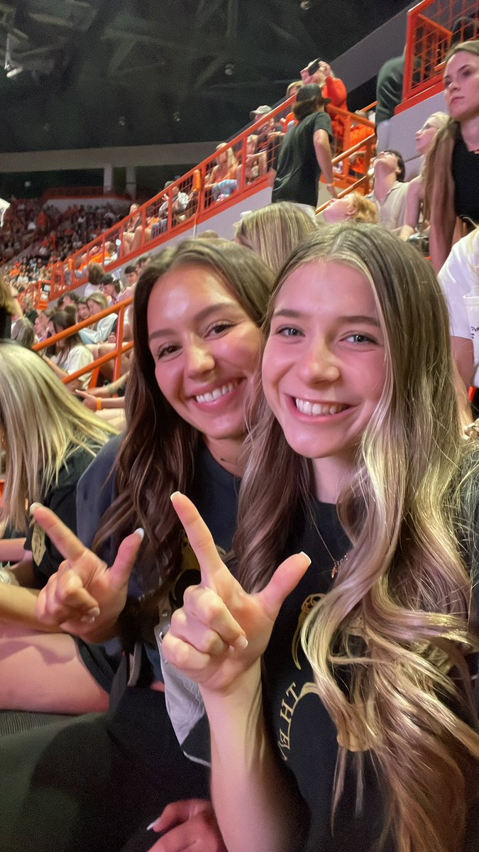 AveEllen's tweet photo. #GOPOKES https://t.co/nuRlFv8zxm