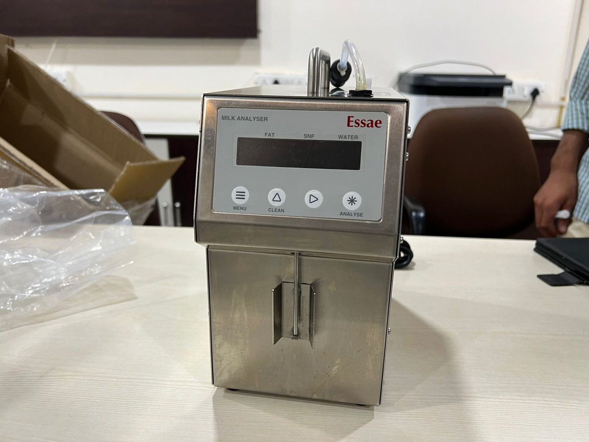DairyMeri's tweet photo. Essae Milk Analyzer Stock Available . Fast Delivery From Jaipur
#meridairy #milksoftware #mobiledairy #dairysoftware #milkapp #dairymilkcollectionsoftware #dudhdairysoftware #milkbillingsoftware #dairyfarmer #dairyfarming #milkdelivery #milkentry #milky #milkanalyzer #ekomilk https://t.co/Ki4mRY7Wm2