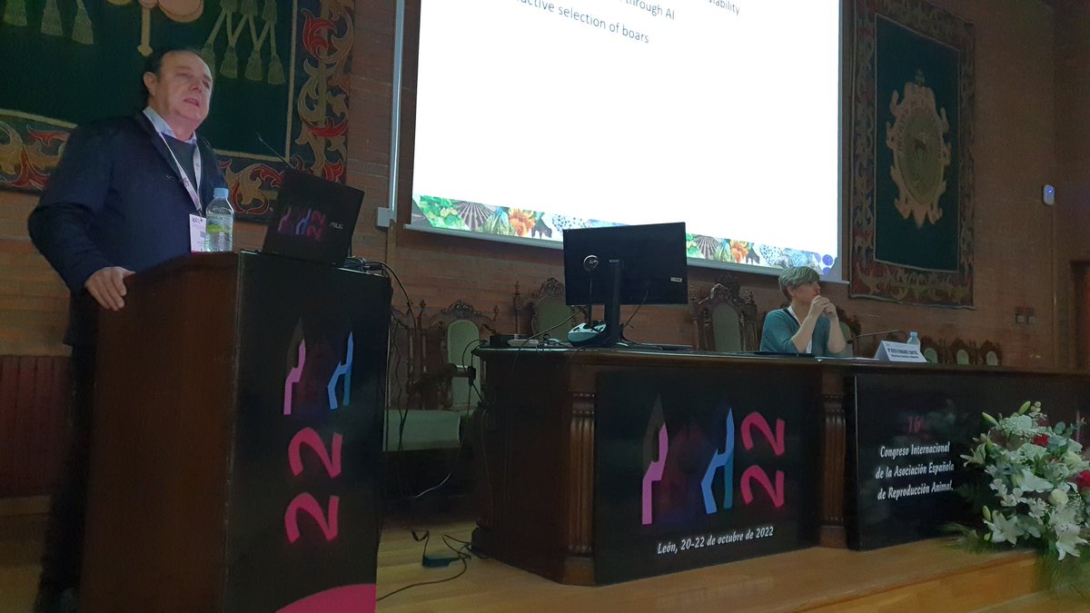 AERA2022 (@aera2022) on Twitter photo Arrancamos la segunda jornada #AERA22 con varias comunicaciones muy interesantes en la mesa moderada por la Dra. <a href="/MRocioFS/">Rocío Fernández</a> #leonesp <a href="/unileon/">Universidad de León</a> Arrancamos la segunda jornada #AERA22 con varias comunicaciones muy interesantes en la mesa moderada por la Dra. <a href="/MRocioFS/">Rocío Fernández</a> #leonesp <a href="/unileon/">Universidad de León</a>