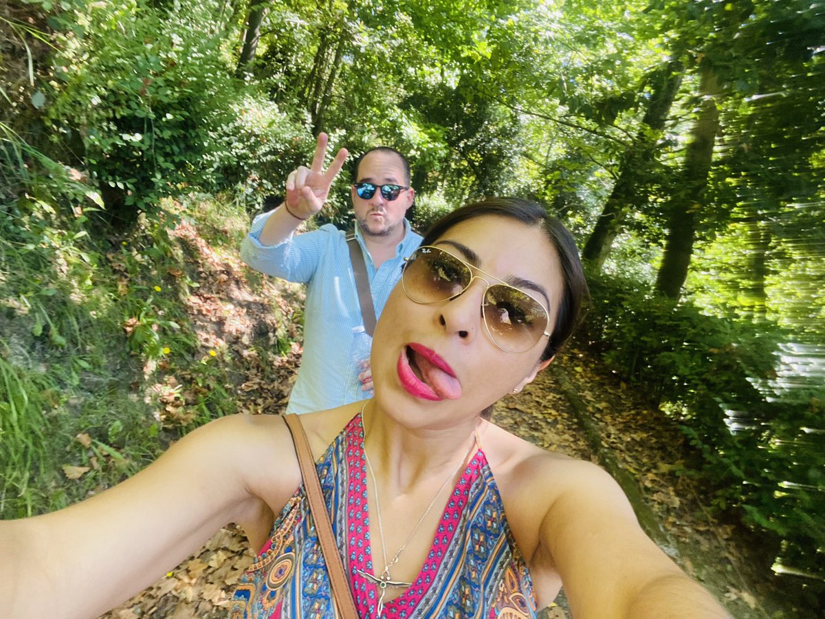 Sandra_Fer30's tweet photo. PORTUGAL #engaged #soy una consentida de Dios ♥️😍😍 https://t.co/EPzNXoauu1