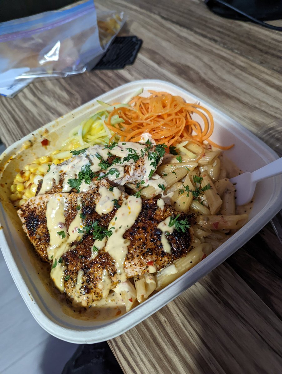 ReeChaaard's tweet photo. 🍽️ https://t.co/WRcGXlzDi4