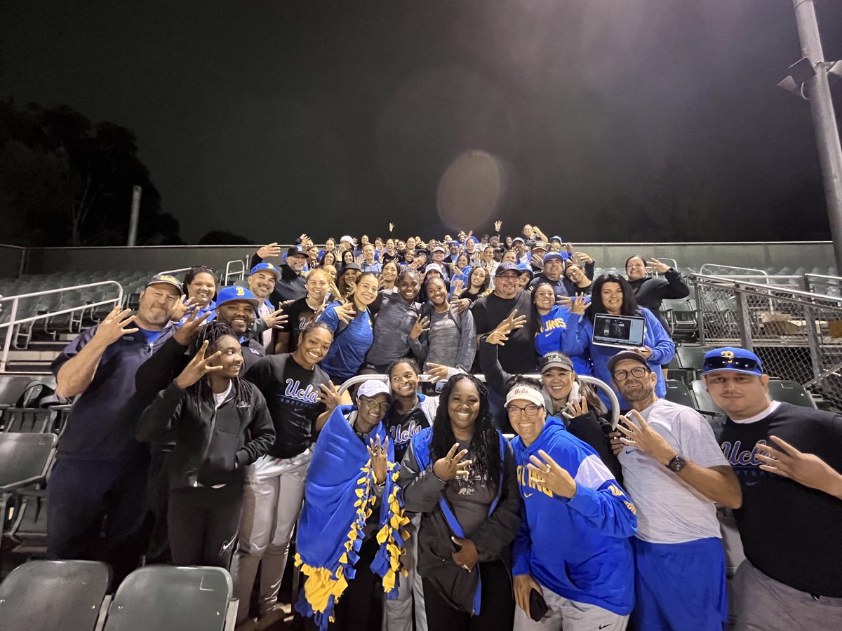 Bruin parent night! Parents and coaches Win 3-2 over the Bruins in kickball on Easton stadium! 👊🏼 We Welcome our new Famlies to the Bruin Bubble! 💙💛 get ready for an exciting year! #234TR