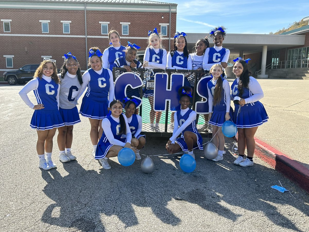 cheer_capital's tweet photo. #Cougars #HoCo2022 💙🐾🎀 https://t.co/a5D0ehV3Wl