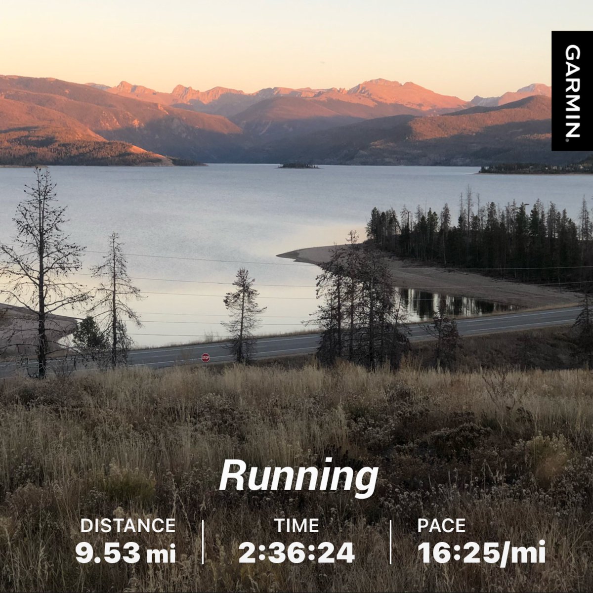 Realrellim's tweet photo. TFW you just need some mountain miles. #leagueofgarmin #zoomarunclub #runstreak day 1479 #running https://t.co/4j8oIMeMVg