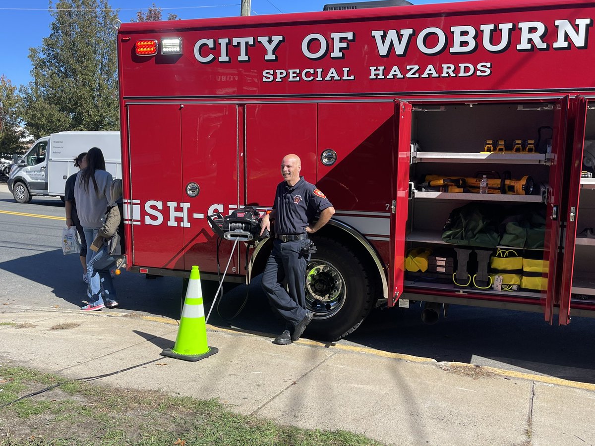 Metro Fire tweet media