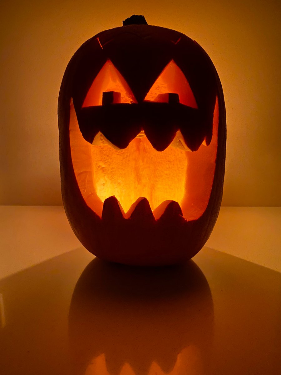 ENDGAMESIMPROV's tweet photo. If it's too late to plan a costume, you can always just tell people you're an improv comedy cult leader. You probably don't even need to change your clothes. Happy Halloween! https://t.co/1Uo7q1E9ID