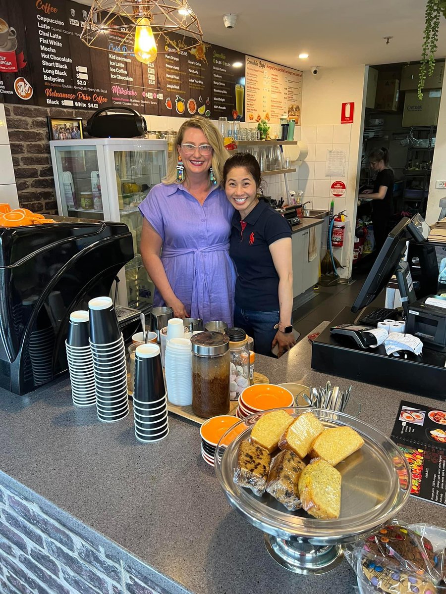 SarahConnollyMP's tweet photo. What an incredible morning out talking to folks in Sunshine. Thanks to DaLat Hill for allowing me to relive my barista days behind the counter.
Fabulous coffee services with smiles all round at this much loved local business ☕️❤️
#labor4laverton #sunshine #golocalfirst https://t.co/XzzALIi4Of