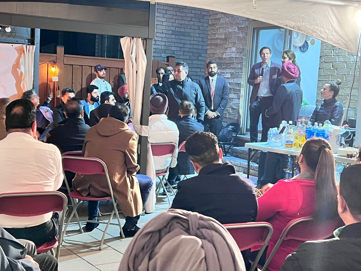 Thank you Zeenath and KP Singh for the terrific meet and greet tonight in support of my re-election as Mayor of #Brampton!