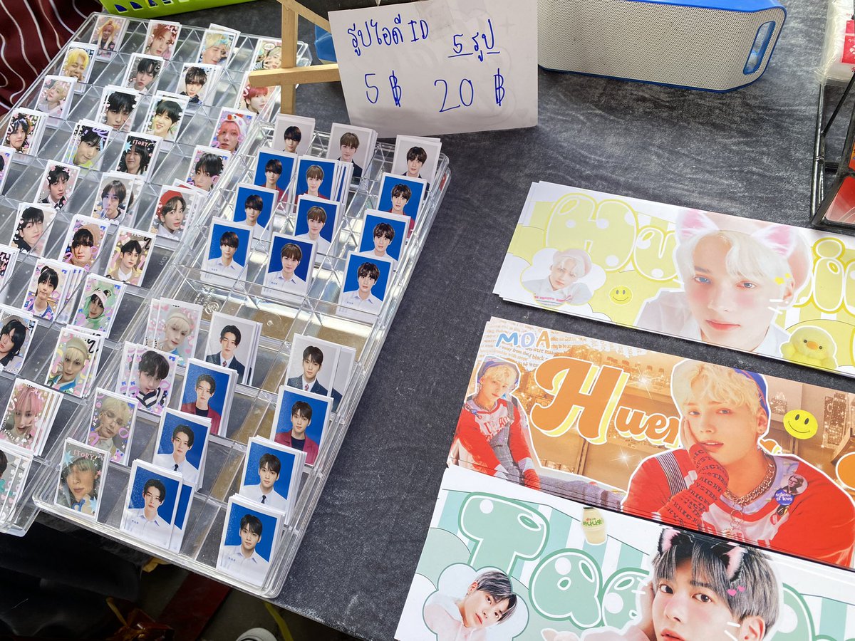 double_yjshop's tweet photo. มีตลาดใต้ทางด่วนนะคะ แวะมาเดินกันได้ค่าา🫶🏻🫶🏻
-สโลแกน 20฿
-โปสการ์ด 7฿ 3ใบ20฿
-Photo id ใบละ5฿ 5ใบ20฿ #TXTinBKK https://t.co/fCCdJ10rok