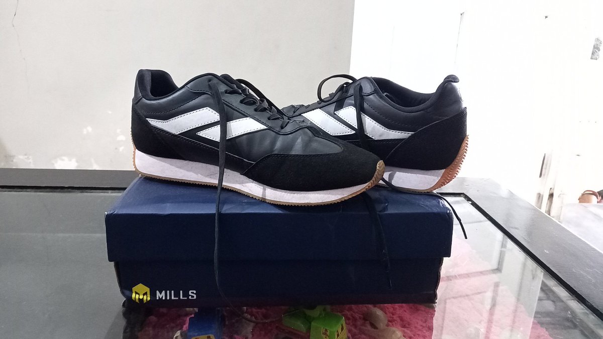 adisupriyanto_'s tweet photo. @OrenBarat Nitip ndan MILLS Ultras Tripoli
Ukuran 41
Lokasi Pondok Cabe
Beli online kekecilan . https://t.co/tFw913GKZU