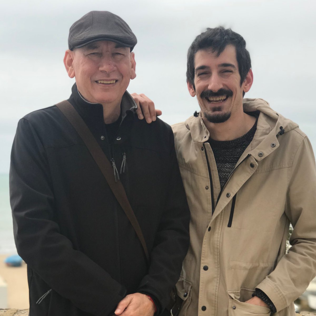 FLOPPBALL tweet media