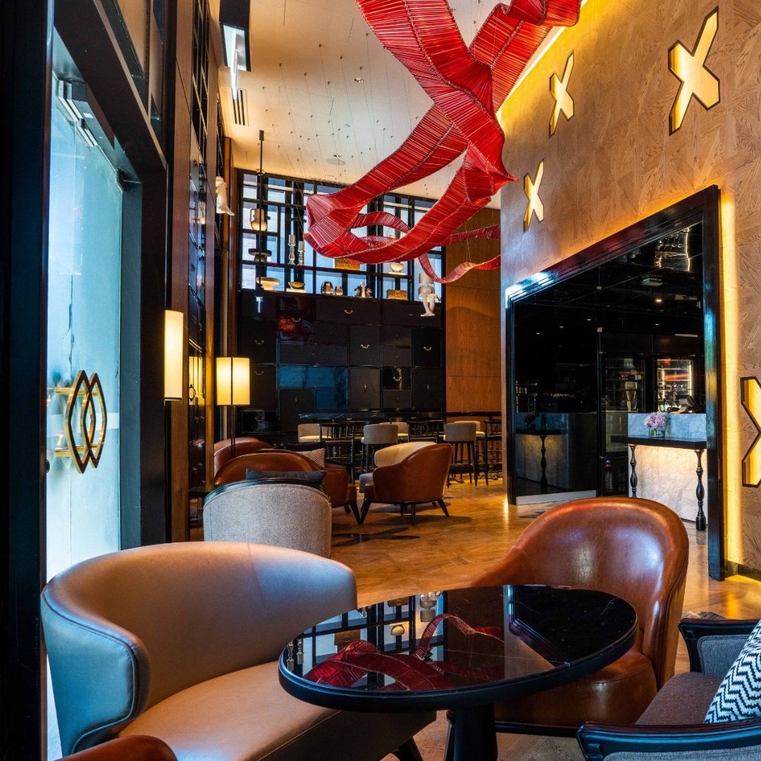 Heading to the <a href="/AdelaideFesCent/">AdelaideFesCent</a> for #9to5AU? Why not make a night of it at <a href="/SofitelAdelaide/">Sofitel Adelaide</a> ⏰✨

Stop by Déjà Vu, the Champagne bar located at street level, for a pre-show drink or bite to eat. For more information, please visit bit.ly/3EQOguS.