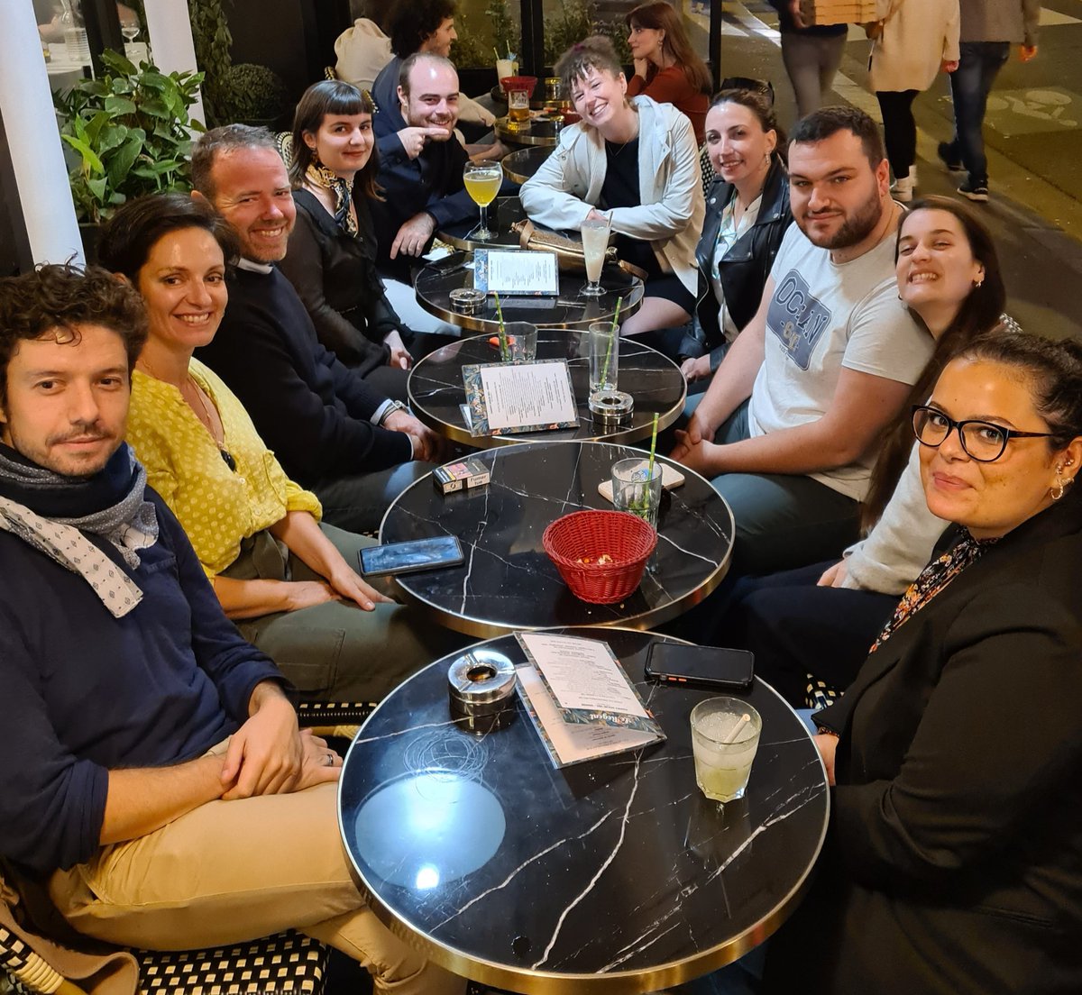 FRANCE PLAIDOYER tweet media