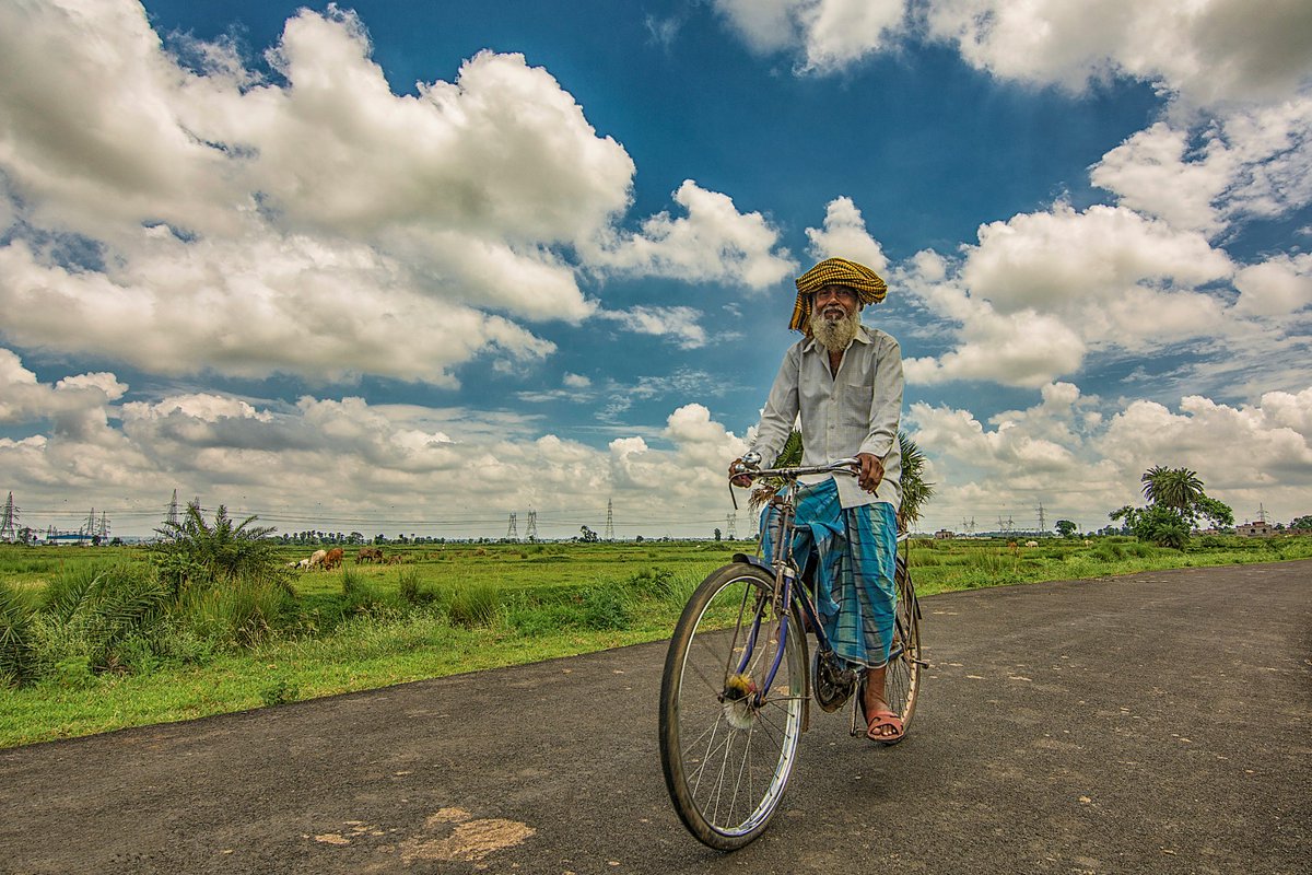 <a href="/tanmayshah28/">Tanmay Shah 🚀 Rocklaz</a> 🚲🚲CYCLEMAN🚲🚲 
Editions now live on <a href="/opensea/">OpenSea</a>

🚲8/8 Editions only
🚲0.02 $ETH
opensea.io/assets/ethereu…

Tagging - <a href="/rai_nef/">Gaurav Rai | gauravrai.tez</a> <a href="/foolswithdream/">Fools With Dreams🎧</a> <a href="/skritsketchers/">Himanshu Gupta</a>