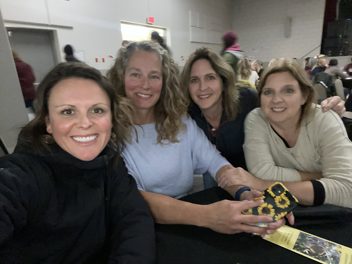 kldavis13's tweet photo. Cariboo Chilcotin educators enjoying the @EEPSA conference in beautiful Revelstoke. #sd27_cc #takemeoutside https://t.co/EnU4YGxya2
