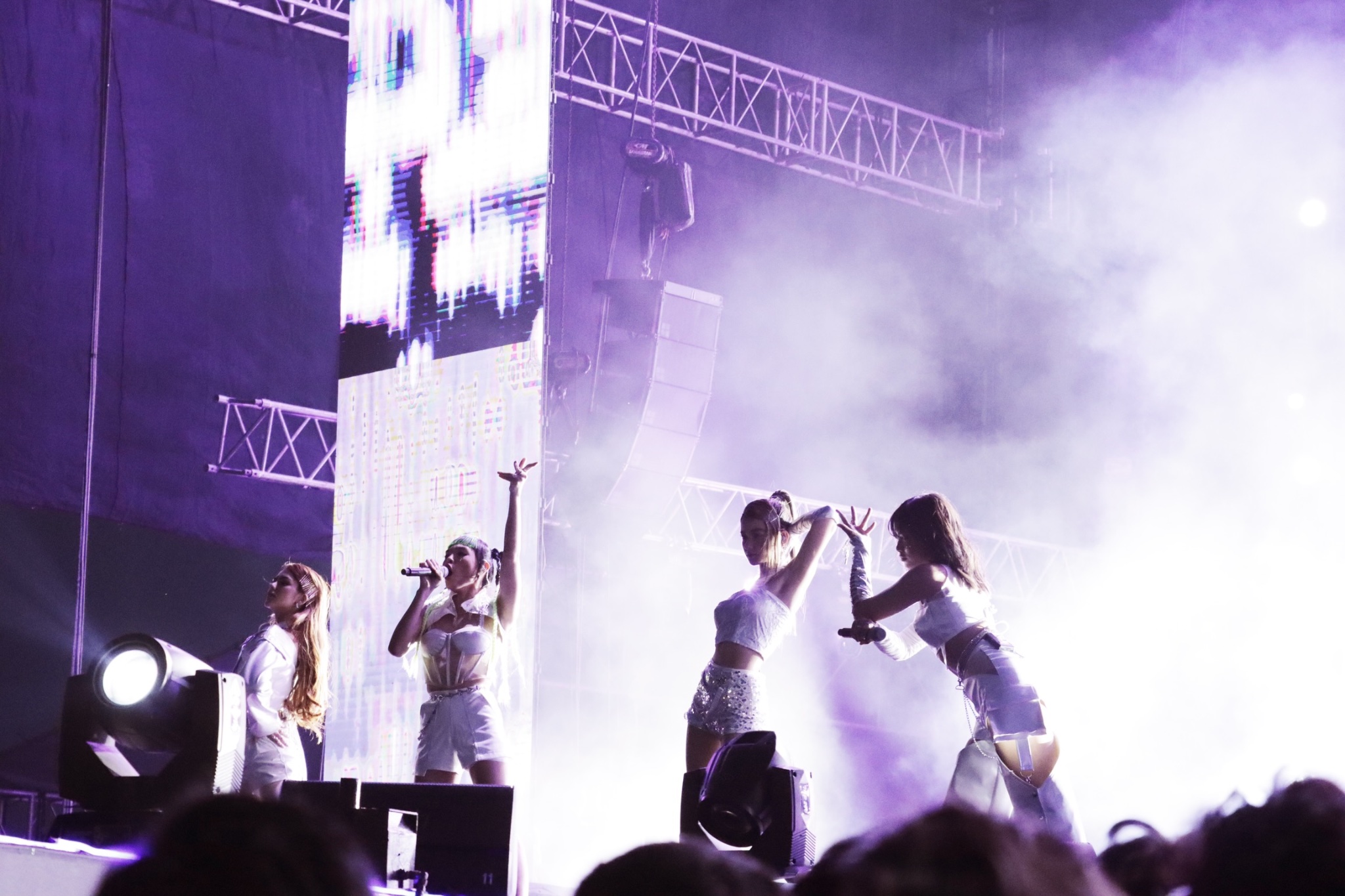 FfpmTj3VQAAYXqy?format=jpg&name=large