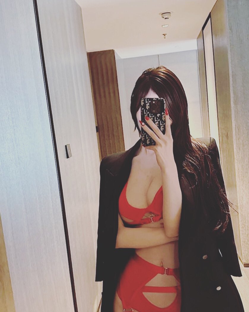 yao___1998's tweet photo. 午安🌞你的小寶貝上線了💜
#台北 #美女 #按摩 #台灣 #預約制 https://t.co/yKyNFV3dma