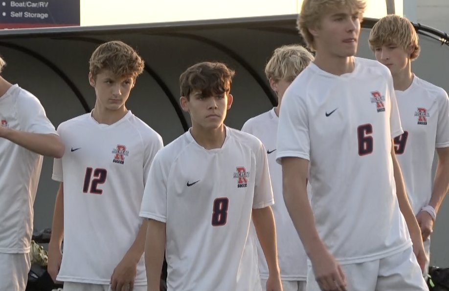 Rochester Soccer Wins 2A Regional Title In Penalty Kicks Over Springfield High *we do not have highlights of the penalty kicks* channel1450.com/2022/10/22/roc…