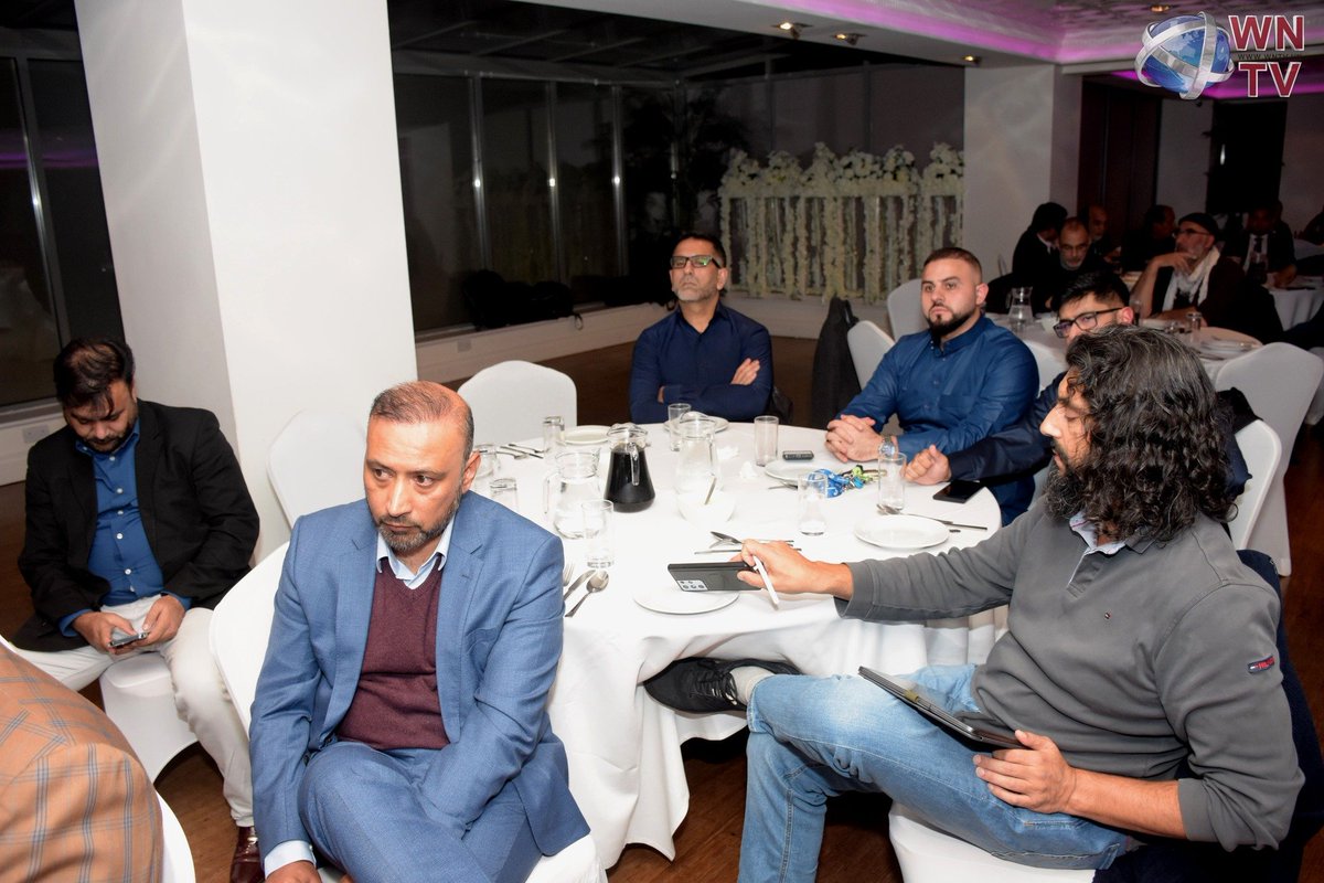 AlkhidmatOrg's tweet photo. President Alkhidmat Mr.@MAbdusShakoor  spoke to the Pakistani British community about #floodscrises in Pakistan at an event arranged by #AghoshUK in Birmingham. Aghosh UK is doing all that it can to help flood affectees out with this critical time, he acclaimed. https://t.co/2SEKFhYoIU