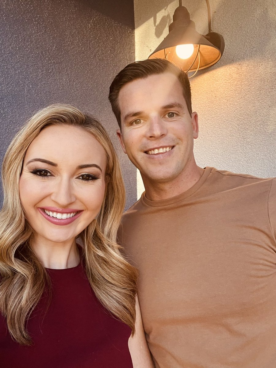 DestinyQuinnTV's tweet image. We’ve been big fans of @mulaney for several years now &amp;amp; he was incredible in person.

Don’t be too jealous, @BryanAMcCormick!