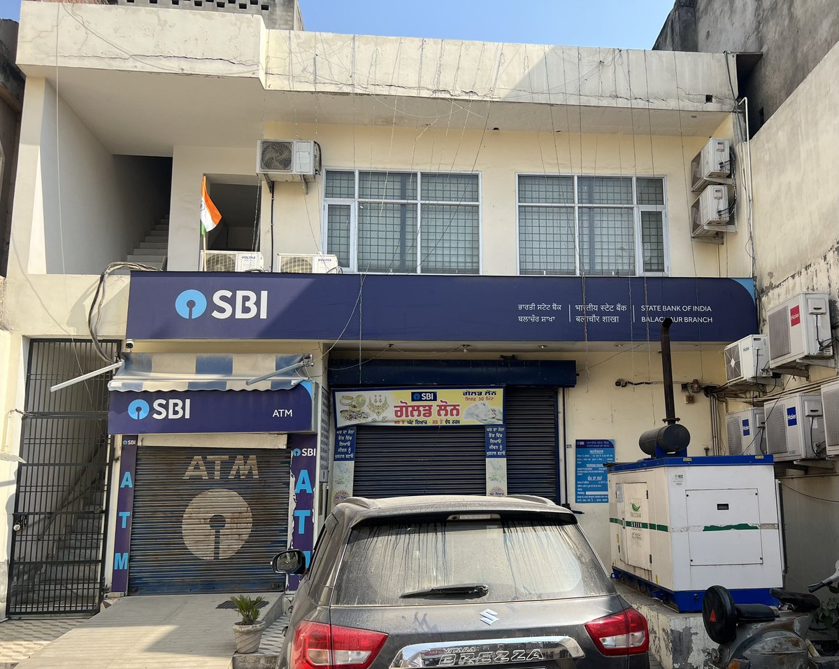Sanjuji's tweet photo. On Festival Session ATM in Balachaur Punjab is closed what a good Move @TheOfficialSBI @RBI https://t.co/jnUTcsXKgS