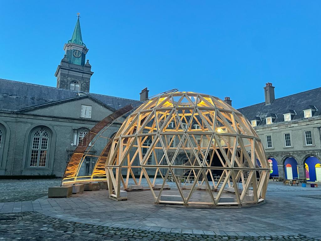If you do one thing this weekend, check out the Earth Rising eco festival on at IMMA - Irish Museum of Modern Art. Our Éirigh Eco Pavilion is part of it. Very proud of working with Lioncor and all our partners on this! More: imma.ie/whats-on/eirig… 2/2
