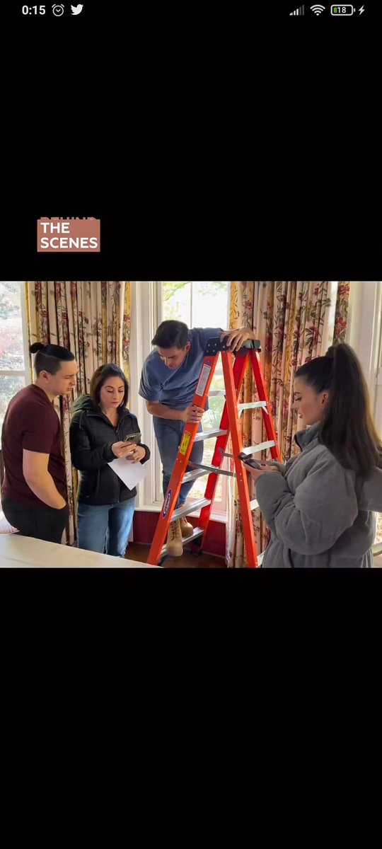 drijazone's tweet photo. 📸 [BEHIND] 22.10.22 — Drija detrás de cámaras de #FindingLoveInSisters.

#Drija #DrijaInKentucky #Filming #Movie https://t.co/DlCw21yzKR