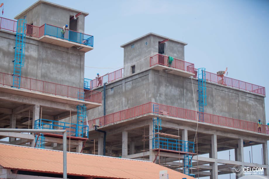 midimu_cd's tweet photo. 🛑Travaux d'infrastructures d'adduction d'eau potable à la REGIDESO MBUJIMAYI déjà évalués à 90 % Tout ça c’est #Beton https://t.co/eU8DpvWb8G