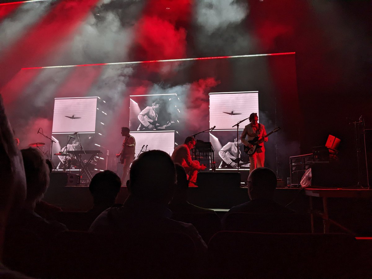 .@PSB_HQ never fail to put on a good show. What an incredible night in #oxford with some extra special moments thrown in 🚀 #racetospace #spitfire