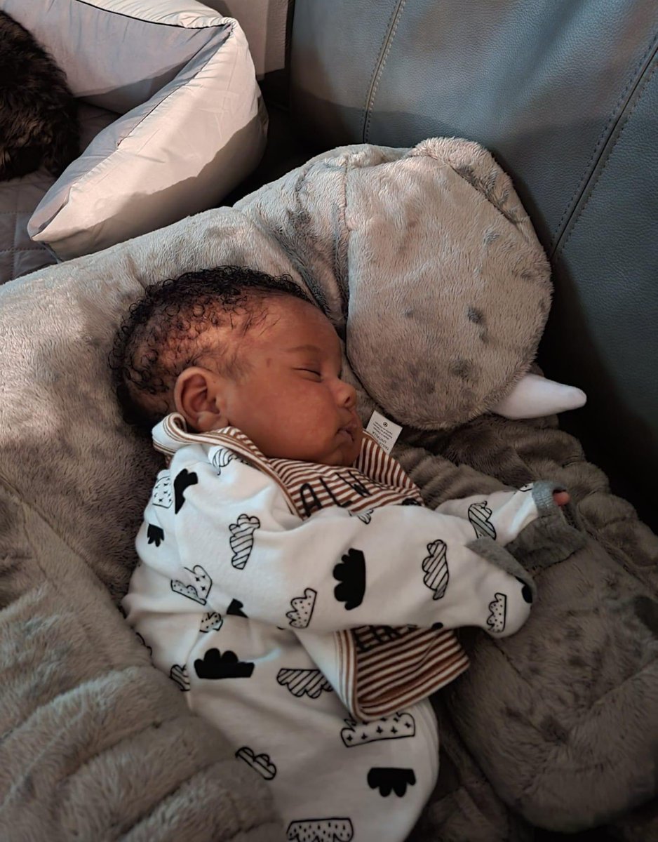 __queenbriii's tweet photo. my nephew is literally my world 😍 https://t.co/qjOB8E9WqZ