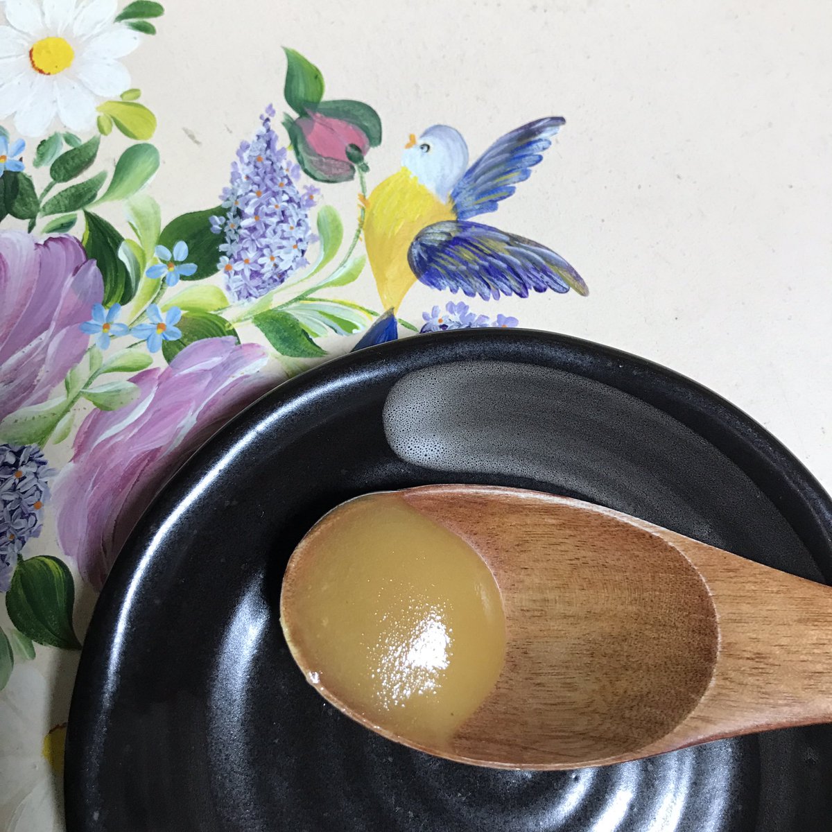 abusing14492061's tweet image. 寝る前の補食。
マヌカハニー🍯
蜂蜜は歯磨きなしでも
いいって聞いたから。
この時間だったら、まだ
歯磨きするけどね😜