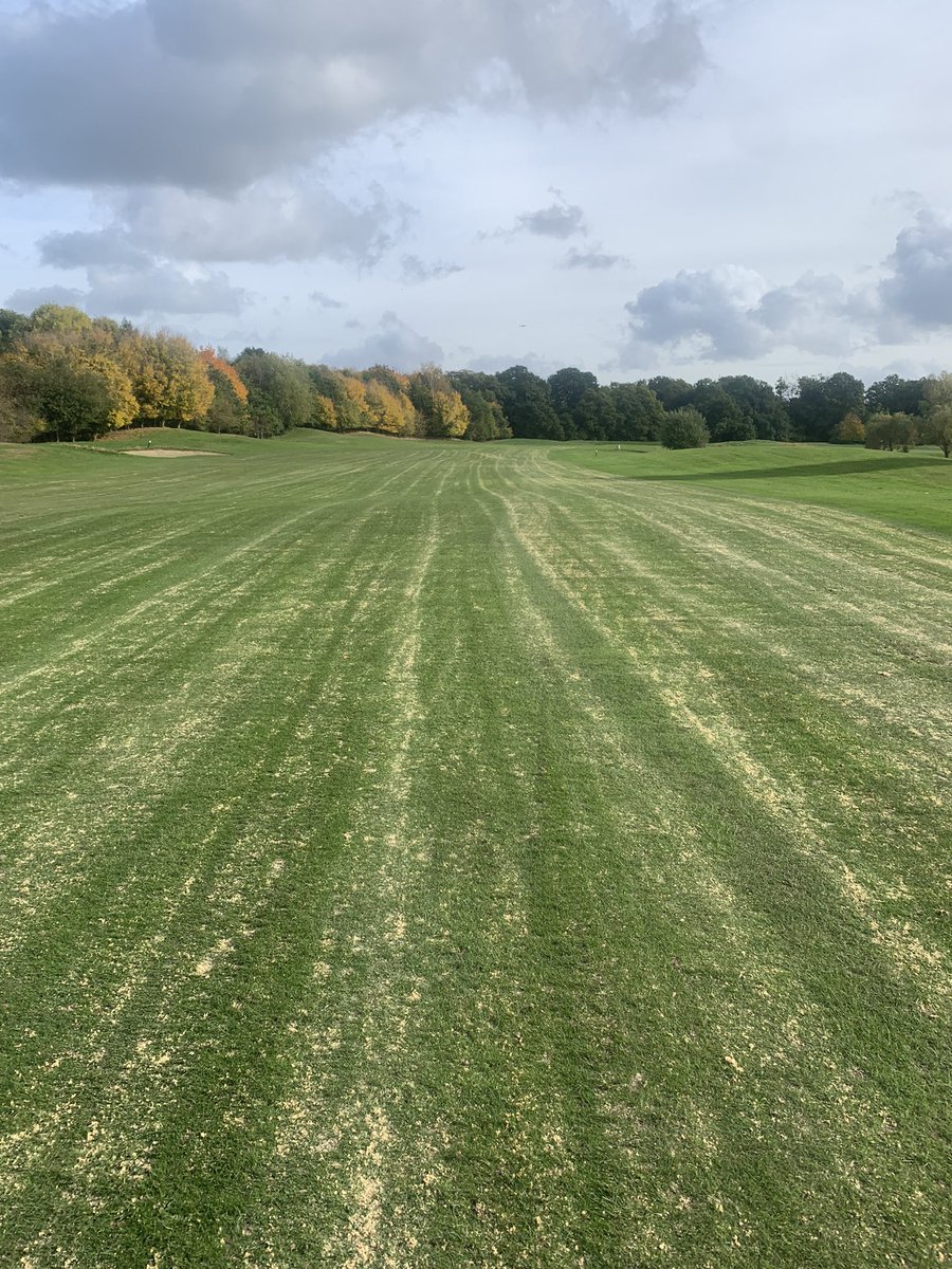 ride_mill's tweet photo. Maintenance week eventually went to plan after chain snapping on core harvester and blow out on top dresser tyre. 11 fairways cored and top dressed, along with greens top dressed and verti drained. Great effort by the team. 👏. https://t.co/XhvH2VhQAR