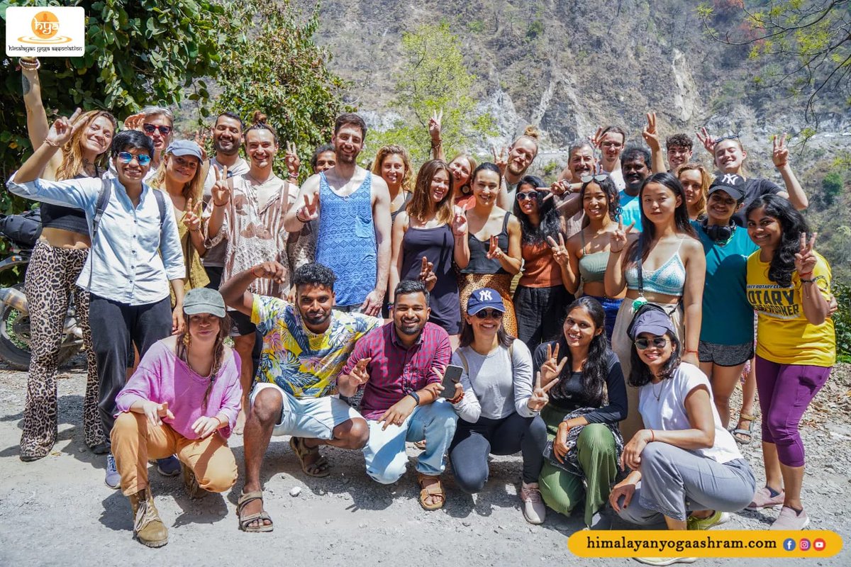 himalayanyoga1's tweet photo. Exploring new places and meeting new people helps you in generating new ideas✨
#Himalayanyogaassociation #yogaschool #exursion #waterfall #yogaindia #rishikesh #india
#fitness #meditation #yogalife #yogainspiration #yogi #yogapractice #mindfulness #wellness #health #yogini https://t.co/rWDRbRywti