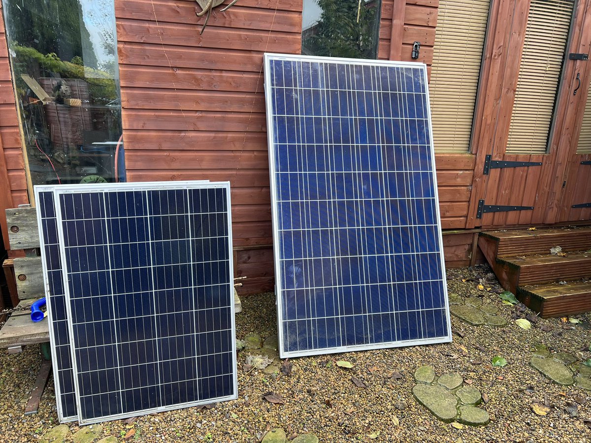 Teeman27's tweet photo. Who needs big 4x4 pickup trucks anyway! First big test, passed #supersolar 😍 https://t.co/YP9Pcjh6h8