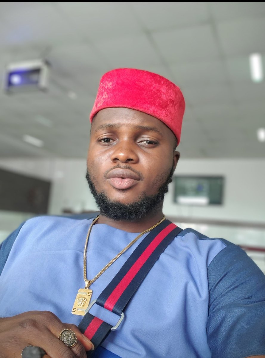 LoloDsafe's tweet photo. HRH 🤴 @DsafeEmperor
You've been my best friend, a Father and a brother ❤ to me.
Meet the CEO https://t.co/wheOQ3jQfv Dsafe Empire &amp; Lion Empire Logistics Ltd. 
You have my support to build that your dream to reality my LORD 🤴 https://t.co/Z7zj6bK4lV