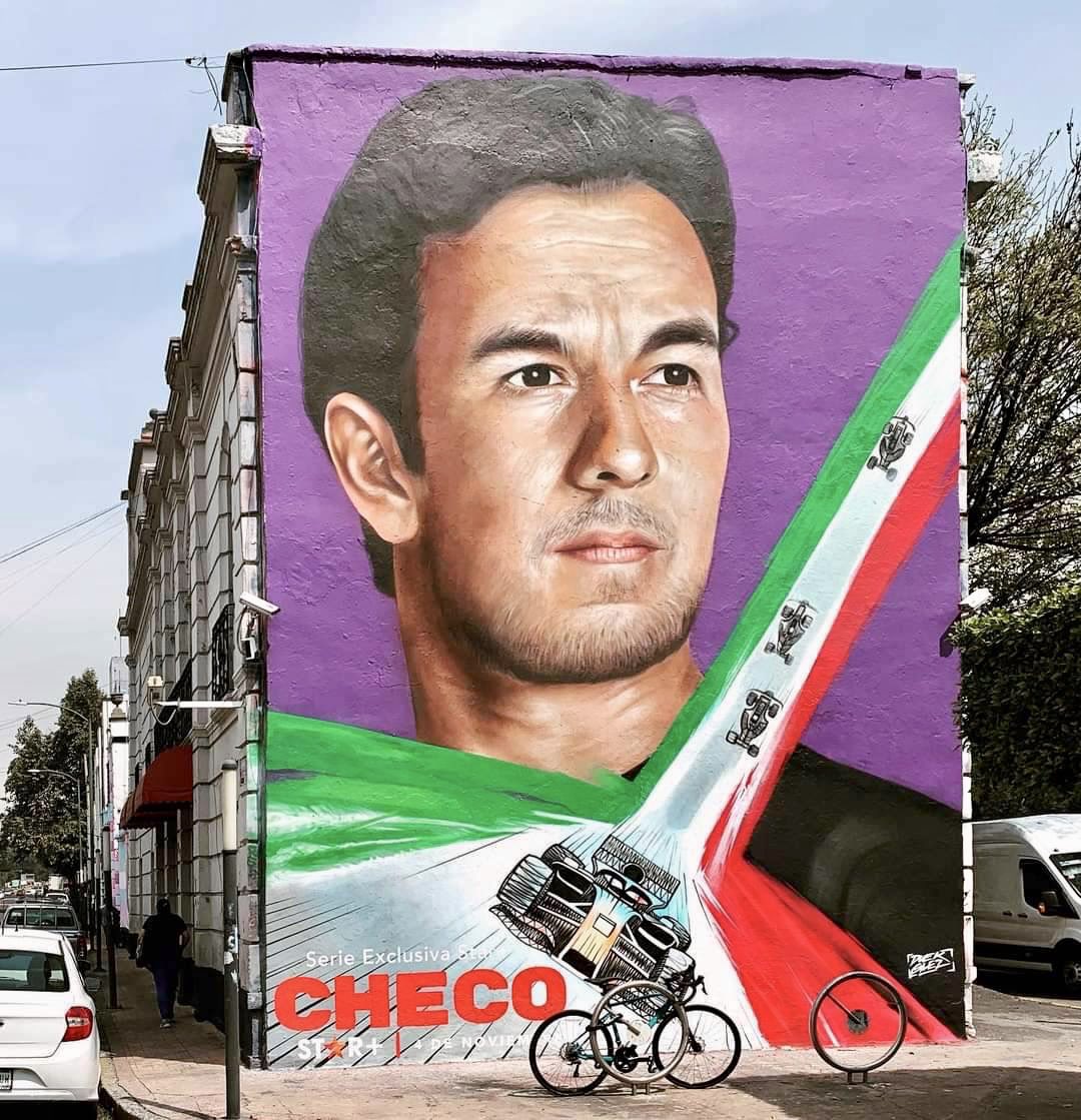 redsharkyjpf1's tweet photo. El #EfectoCheco empieza a sentirse en la CDMX rumbo al @mexicogp
Este mural está cerca del metro Juanacatlán (Línea 1)
(Crédito: @RevistaPICNIC)
#Formula1 #F1 #MexicoGP @SChecoPerez @redbullracing @kikorron1 @BlueSharkMx1 @ChacoteroF1 @_piso37 @GAMERNH @ATellodeMeneses https://t.co/aZtJJ8iqck