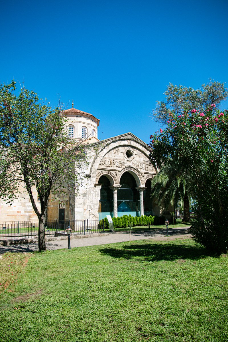 TrabzonVilayeti's tweet photo. Trebizond Hagia Sophia Mosque
The holy place where the Roman Emperors of Trebizond were crowned.

📸 | @kayraustaoglu https://t.co/SFmUTN85TQ